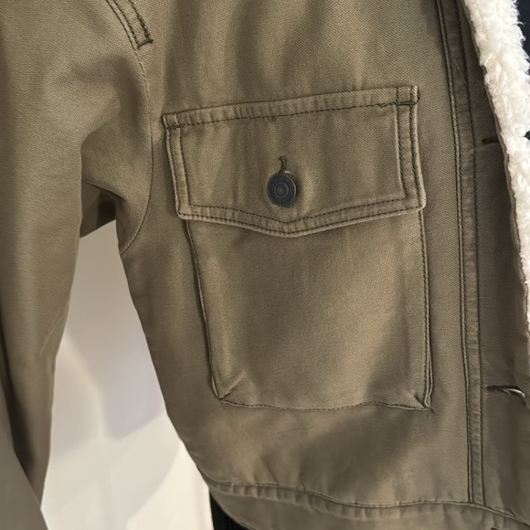 A&F Green Sherpa Bomber Jacket - Picture 6 of 17